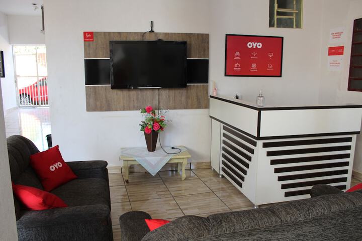 Lounge 39 of 60