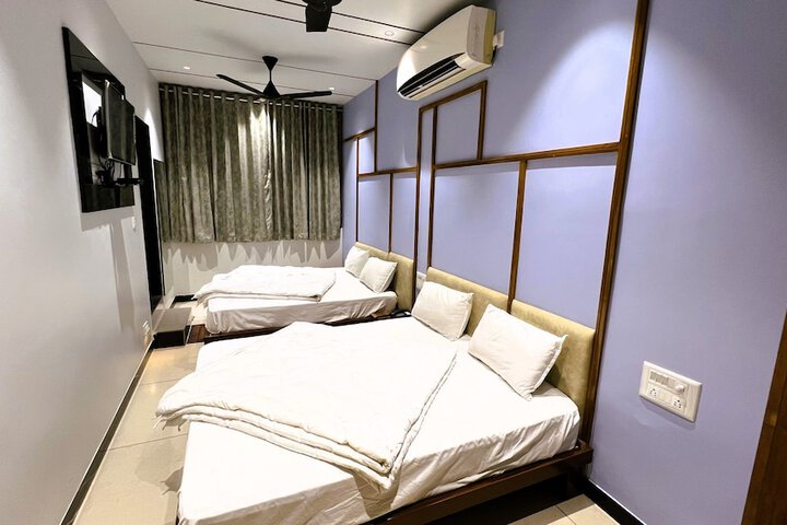 Room 16 of 35