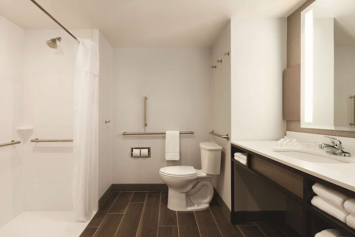 Bathroom shower