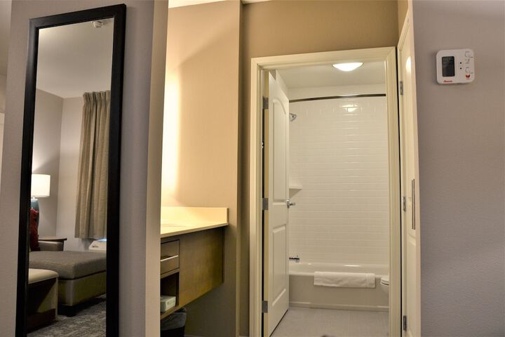 Bathroom shower
