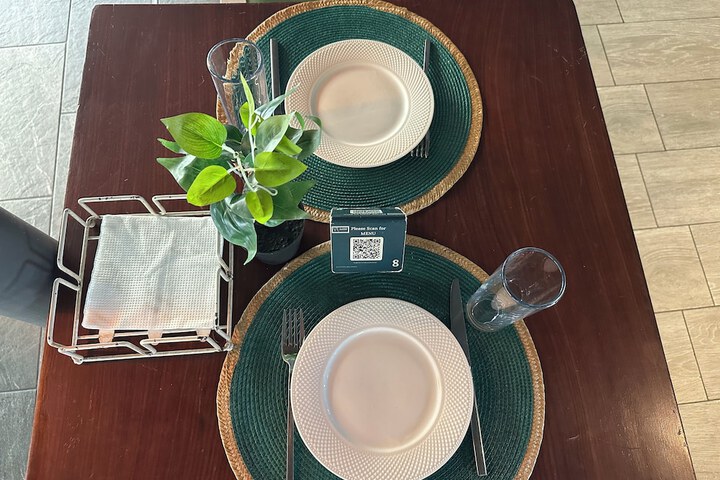 Dining 47 of 90