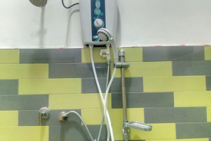 Room 6 of 6