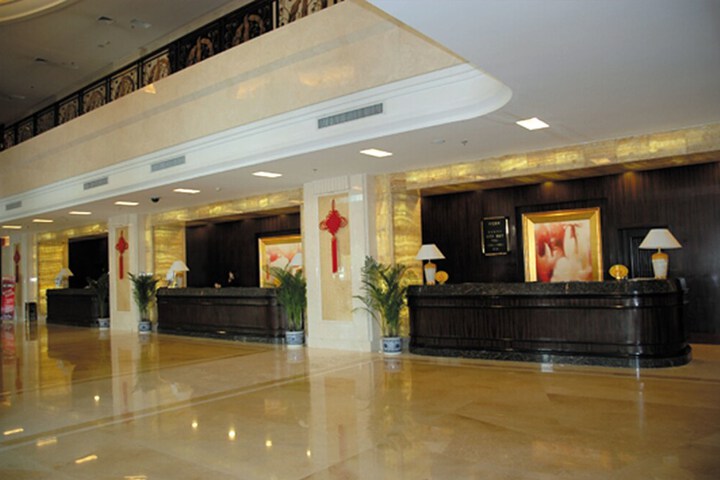 Hotel Interior 4 of 41