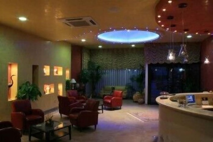 Hotel Interior 5 of 32