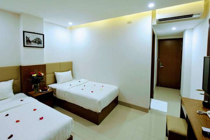 Room 15 of 46