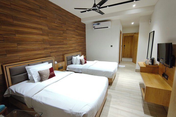 Room 18 of 49