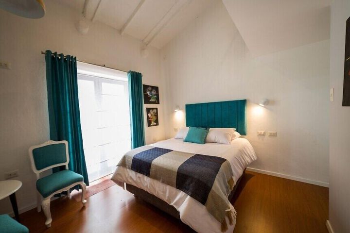 Room 9 of 40