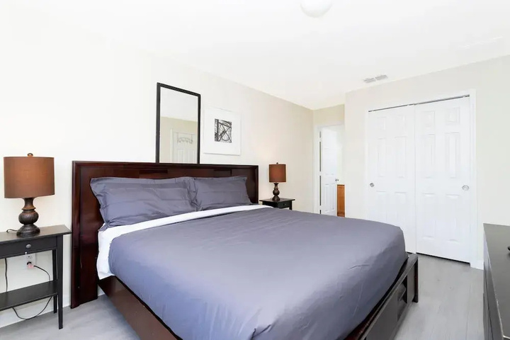 Room 5 of 20