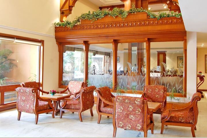 Guest Lobby