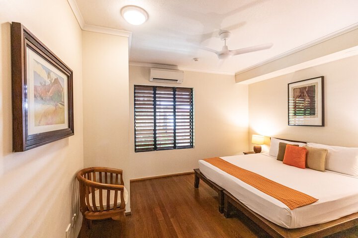Room 26 of 142