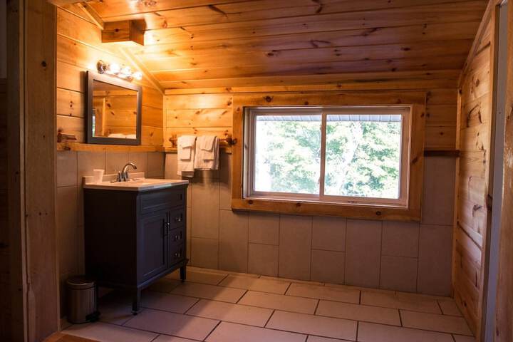 Room 9 of 36