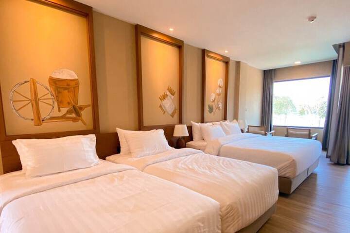 Room 34 of 95