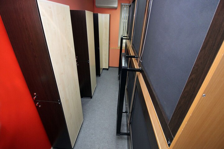 Room 9 of 45