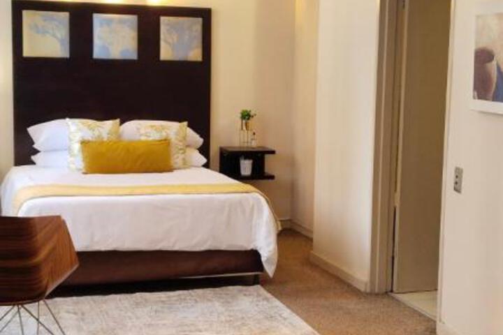 Mapungubwe Pop Champagne hotel apartments