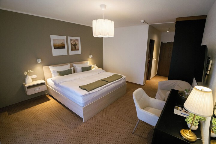 Room 7 of 29