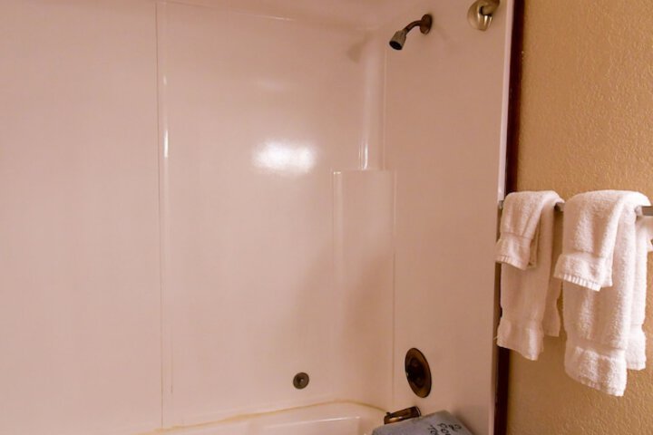 Room 50 of 82