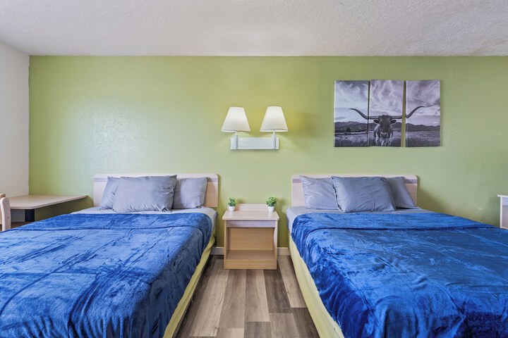 Room 4 of 46