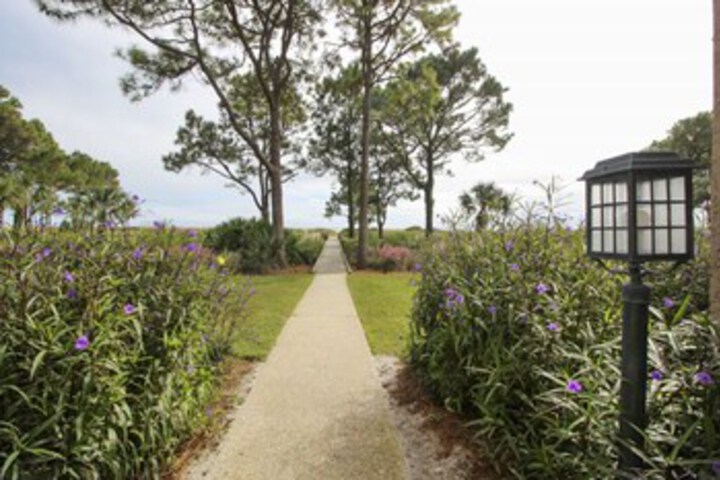 Property Grounds 19 of 28