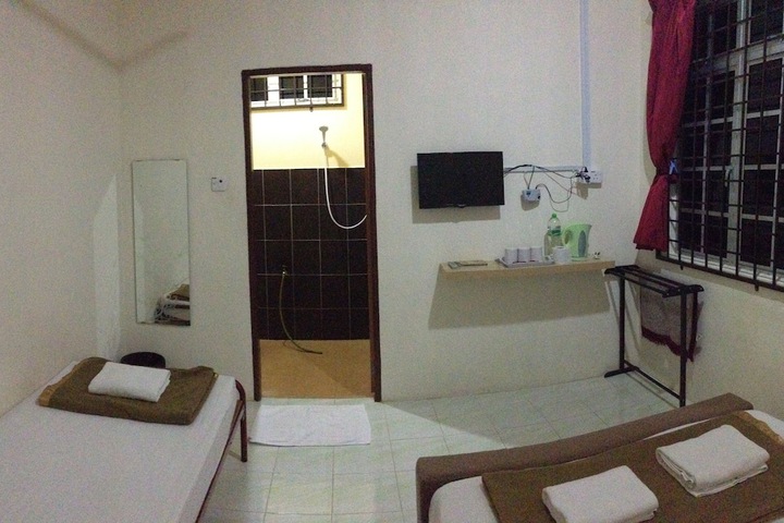 Room 5 of 35