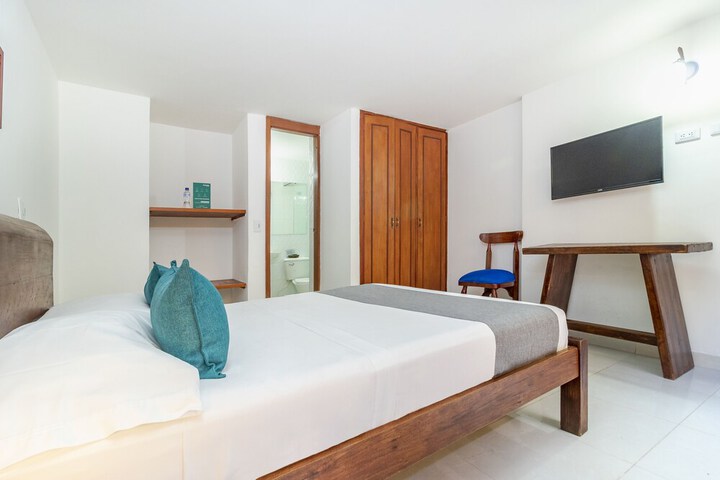 Room 8 of 24
