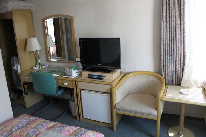 Room 22 of 49