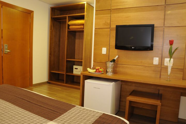 Room 11 of 71