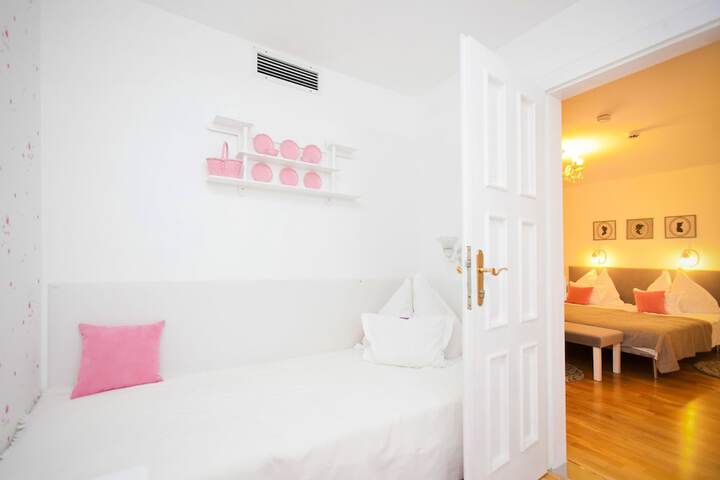 Room 26 of 58