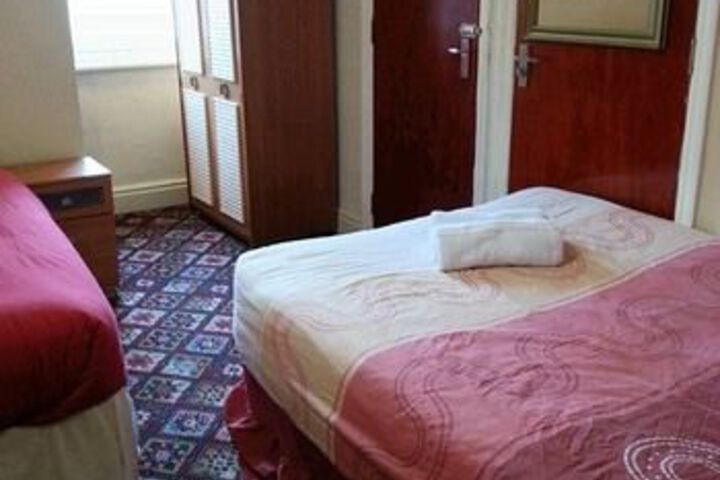Room 58 of 149