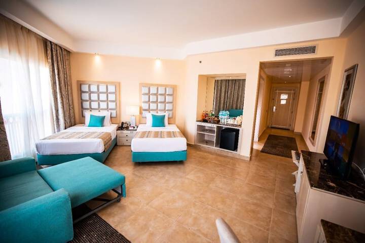 Room 15 of 111