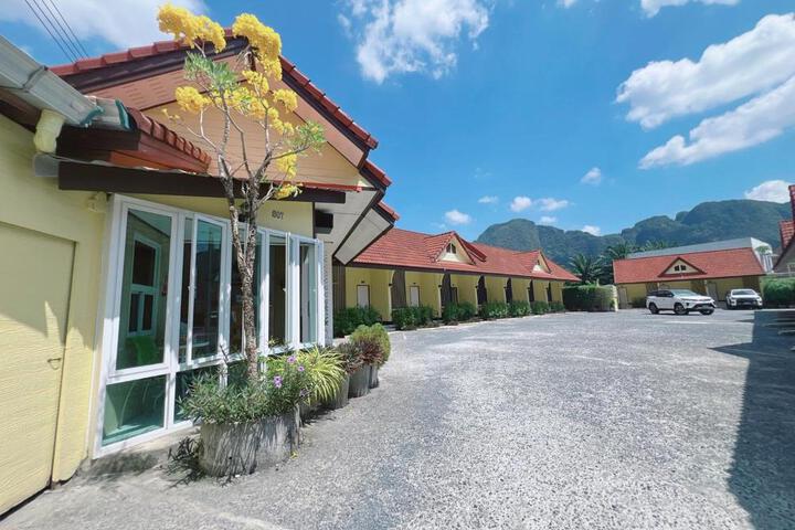 Rachawadee House Phang Nga