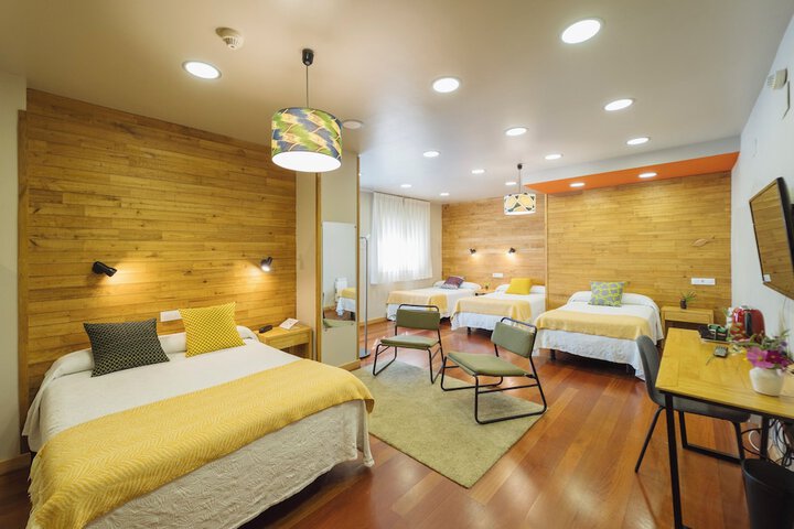 Room 49 of 99