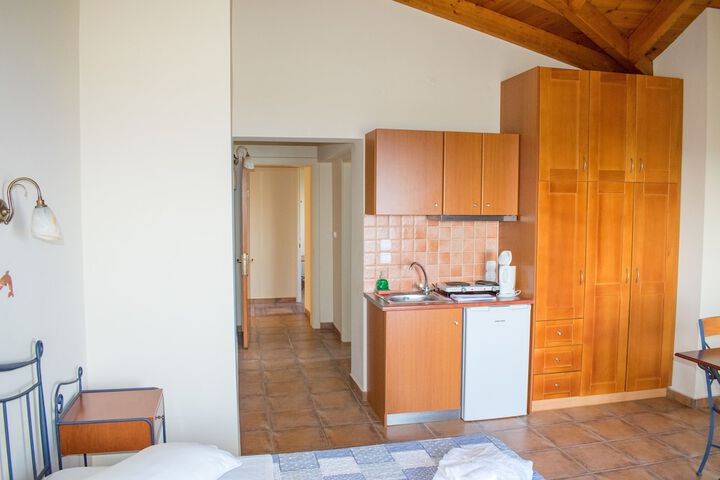 Room 14 of 60