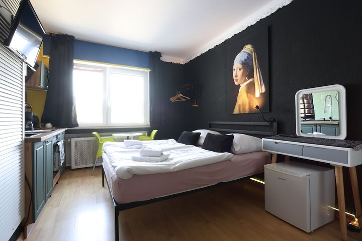 Room 17 of 70