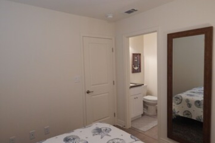 Room 35 of 49