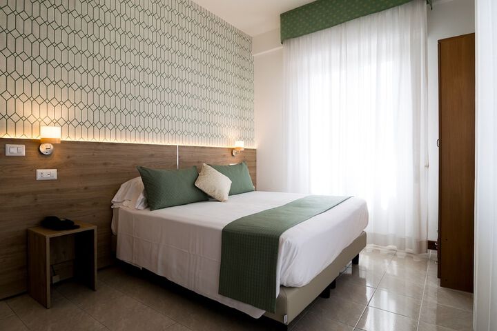 Room 38 of 72