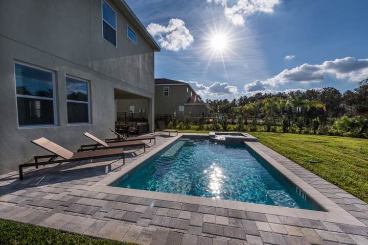 Pool 28 of 31