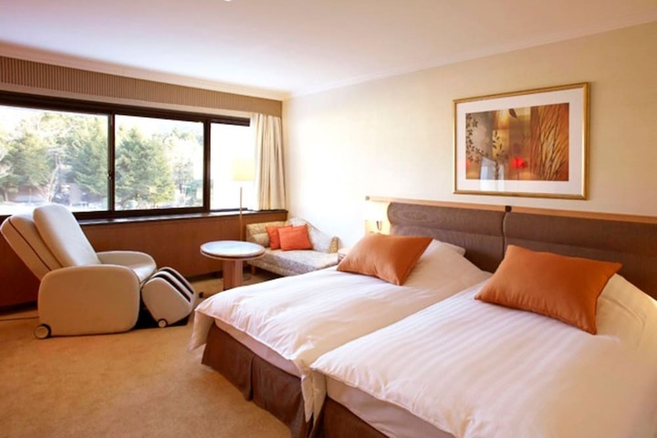 Room 22 of 60