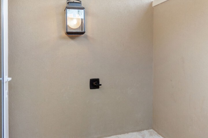 Room 136 of 179