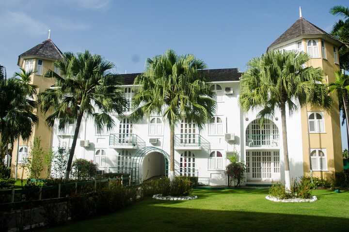 Hotel 35 of 41