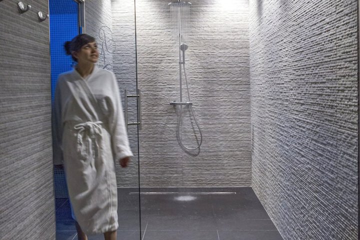 Steam room