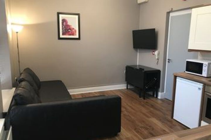 Room 15 of 16