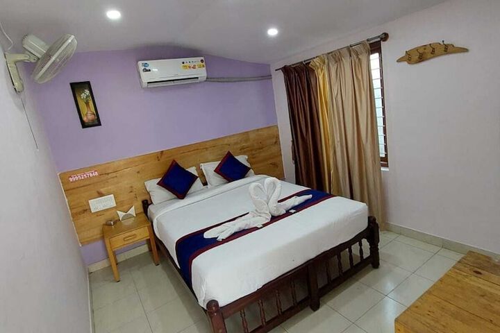 Room 6 of 52