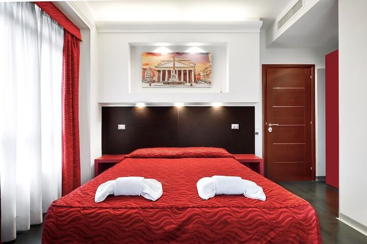 Room 7 of 34