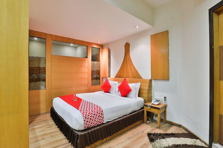 Room 19 of 30