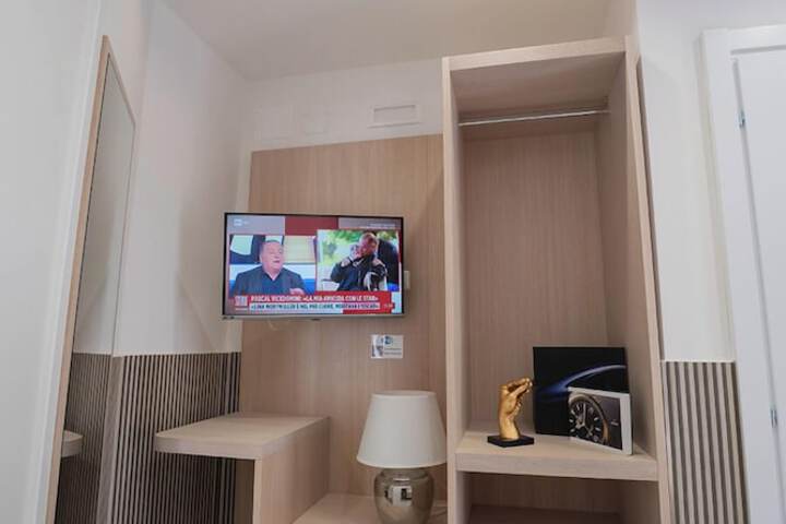 Room 28 of 309