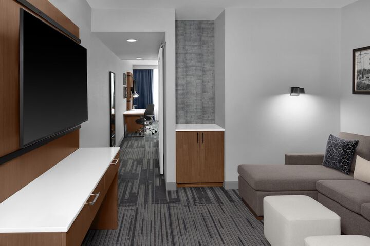 Room 18 of 26