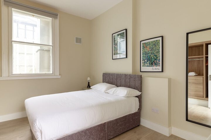 Image of Dublin Castle Suites