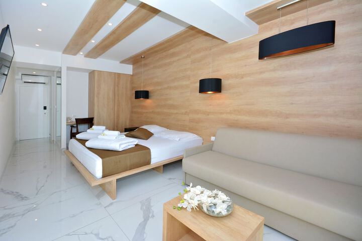 Room 12 of 89