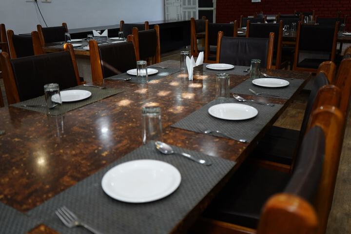 Dining 20 of 26