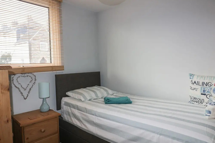 Room 3 of 15